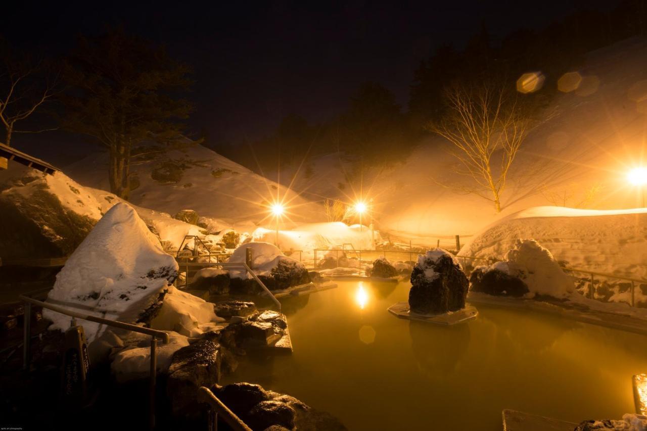 Manza Kogen Hotel Tsumagoi Extérieur photo