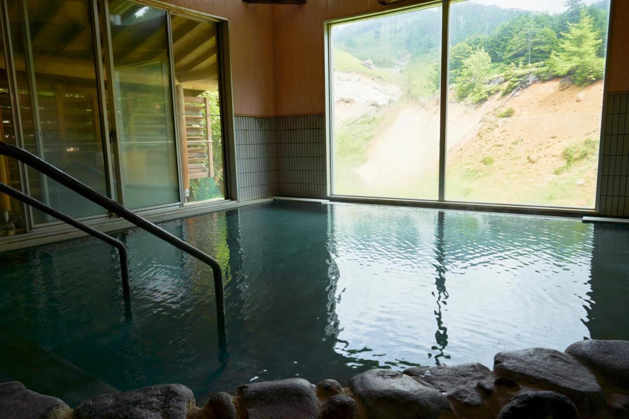 Manza Kogen Hotel Tsumagoi Extérieur photo