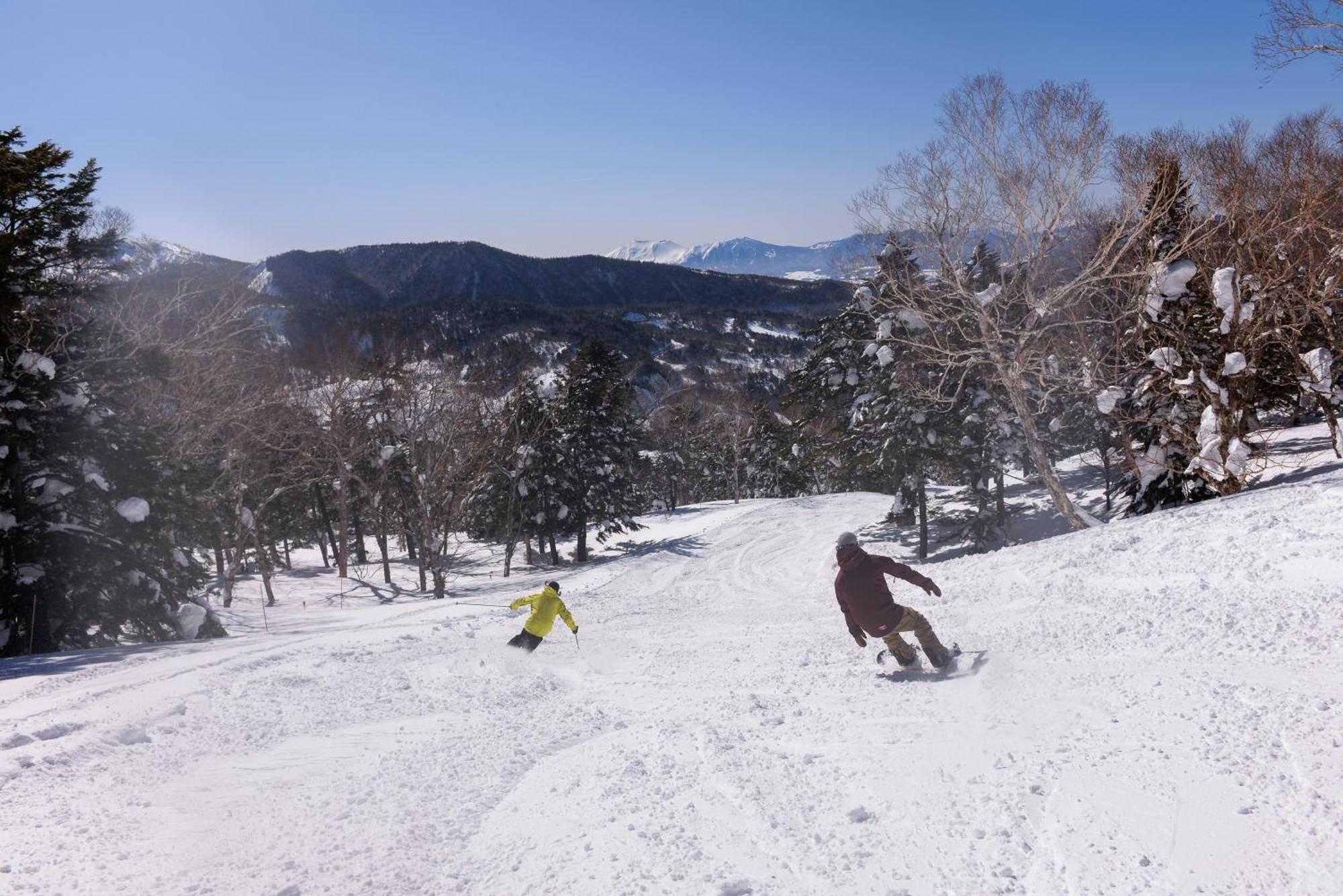 Manza Kogen Hotel Tsumagoi Extérieur photo