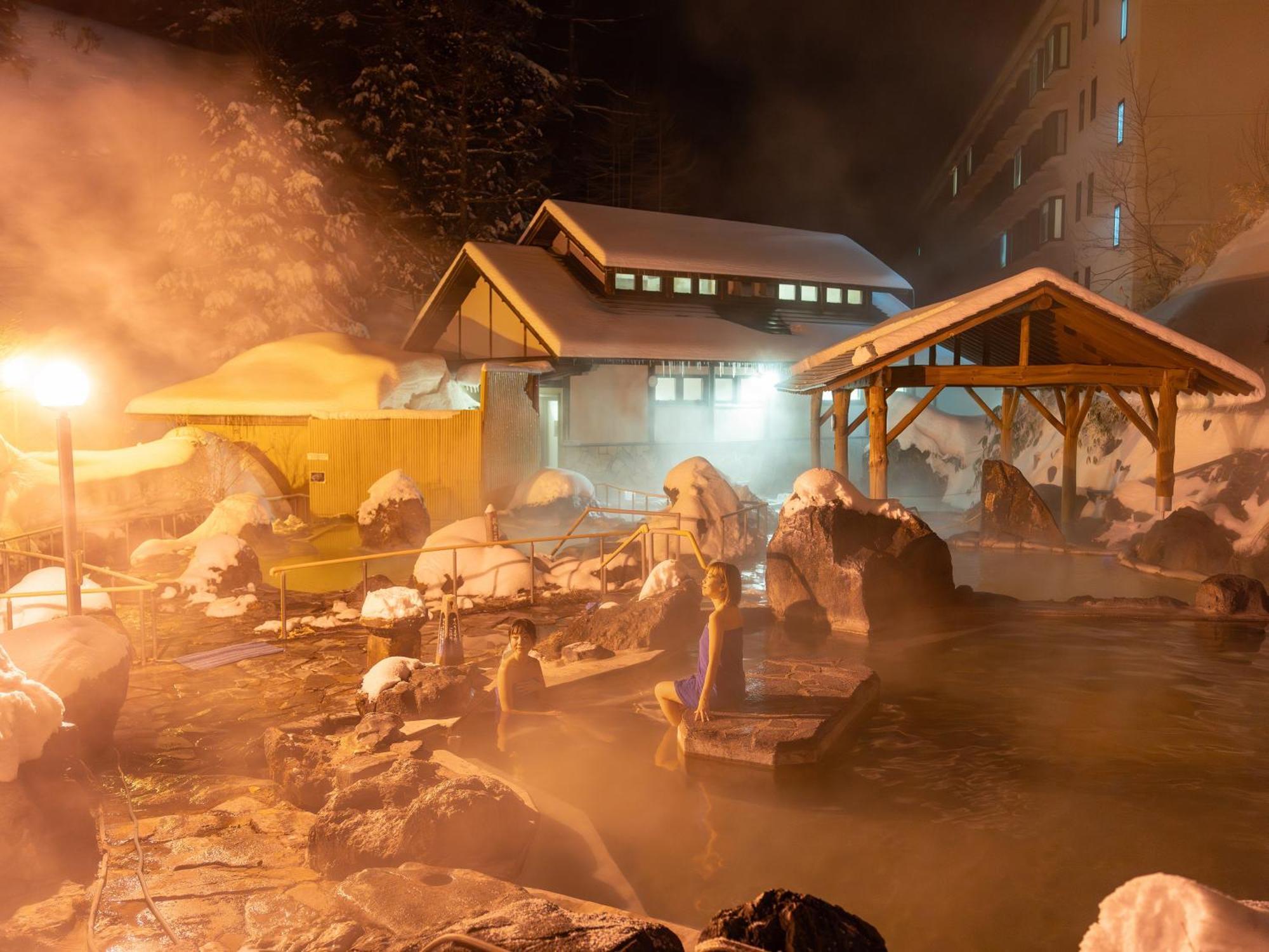 Manza Kogen Hotel Tsumagoi Extérieur photo